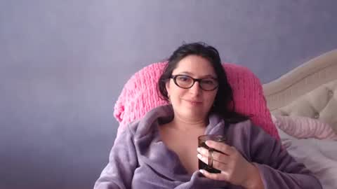 Snapshot of luckylinda23 chatting on April 2026 09:15:01 AM luckylinda23 online show from April 2026 09:15:01 AM