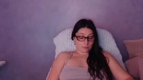 Snapshot of luckylinda23 chatting on May 2026 09:43:01 PM luckylinda23 online show from May 2026 09:43:01 PM