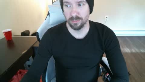 luckyluci online show from April 2026 09:17:02 PM