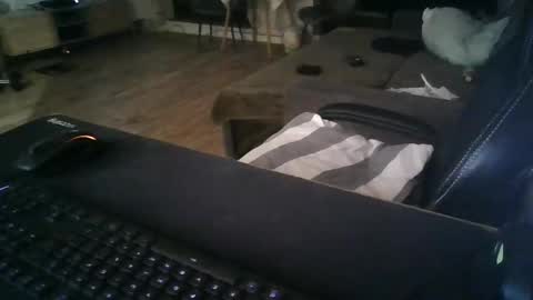 Snapshot of luckylukeboom chatting on September 2025 01:16:02 AM Kangooro LUCAS online show from September 2025 01:16:02 AM