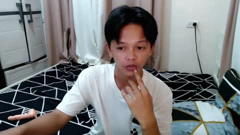 Snapshot of luckyme_7 chatting on July 2026 07:51:01 PM kai online show from July 2026 07:51:01 PM