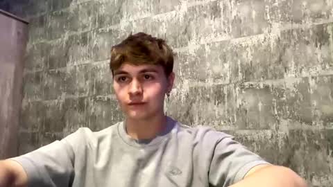 Ricky online show from October 2025 03:14:01 AM