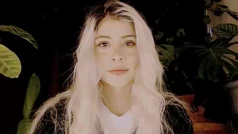 luckysapphire777 online show from October 2025 07:10:02 AM