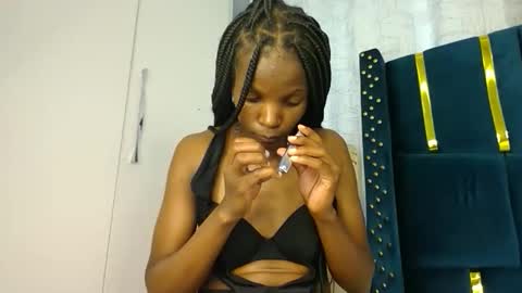 brielle online show from October 2025 06:57:01 AM