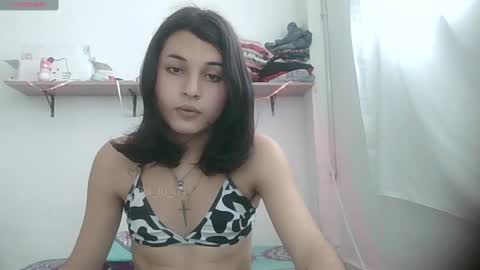 Snapshot of lucrecia21_ chatting on December 2024 06:48:01 PM Lucrecia... new accout...OFS LU 21 online show from December 2024 06:48:01 PM