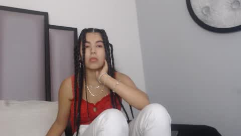   online show from December 2025 05:23:01 AM