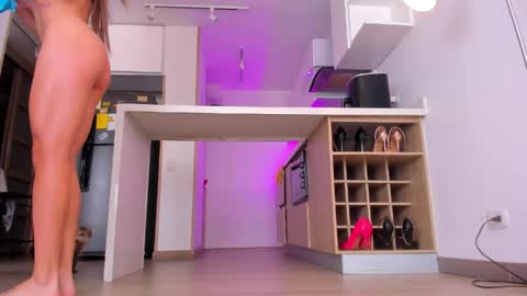 Snapshot of lucy__77 chatting on May 2026 02:36:02 PM Hello my name is Lucy nice to meet you thumb up is important for me kisses online show from May 2026 02:36:02 PM