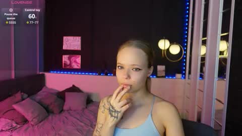 Lucy online show from December 2025 06:07:02 AM