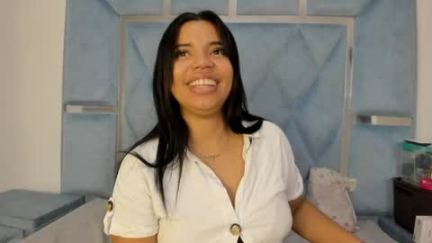 Snapshot of lucy_asm chatting on June 2026 02:10:02 PM Lucia online show from June 2026 02:10:02 PM