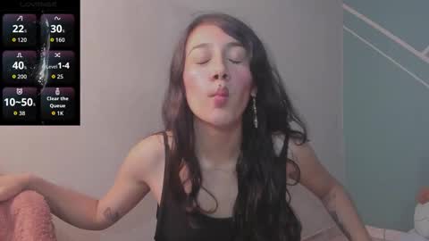 Lucy Herrera online show from November 2025 01:26:02 AM