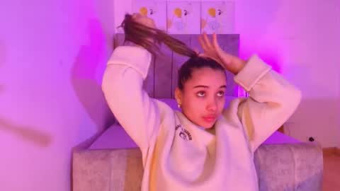 lucy online show from April 2026 03:04:02 AM