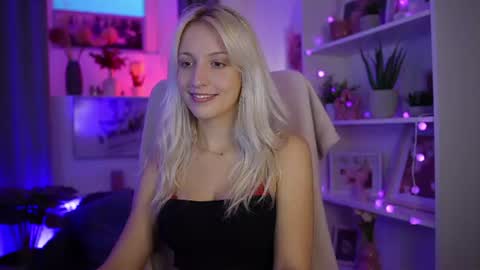 Snapshot of lucy_cutie_ chatting on July 2026 06:18:01 PM Cutie Lucy online show from July 2026 06:18:01 PM