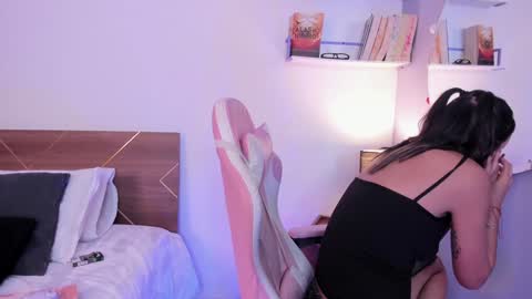 Your Lucy online show from February 2025 05:08:01 AM