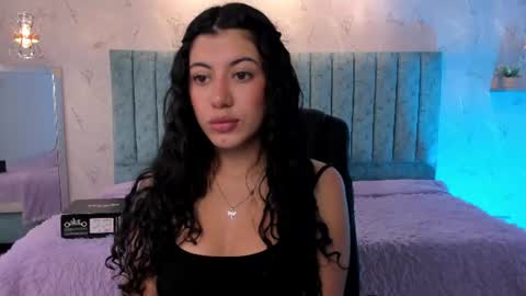 Snapshot of lucy_greys_ chatting on July 2026 11:58:02 AM Lucy Greys online show from July 2026 11:58:02 AM