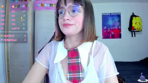 Lucy online show from September 2025 09:37:02 PM