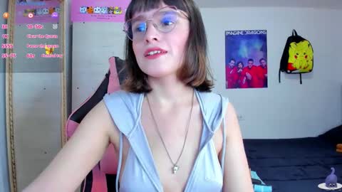 Lucy online show from September 2025 07:07:02 PM
