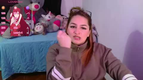 LUCIA  online show from November 2025 12:10:01 AM