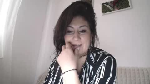 Snapshot of lucyhot6 chatting on November 2025 12:04:02 PM lucybylucy online show from November 2025 12:04:02 PM