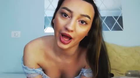 Lucy Kims online show from February 2026 04:08:01 PM