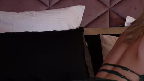 Lucy Lexton online show from March 2025 02:18:02 PM