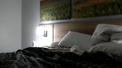 Snapshot of lucyloveslookers78240 chatting on January 2025 12:00:02 AM Lucy Loves Lookers online show from January 2025 12:00:02 AM