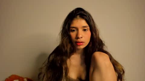 lucyportman online show from April 2026 01:28:02 AM