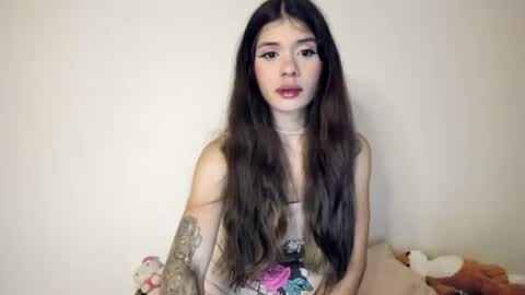 lucyportman online show from April 2026 07:36:02 AM