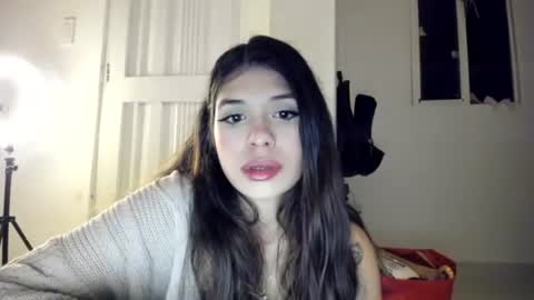 Snapshot of lucyportman chatting on May 2026 09:59:02 AM lucyportman online show from May 2026 09:59:02 AM