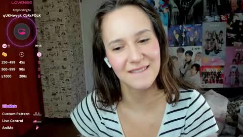 Snapshot of lucyrose33 chatting on October 2025 05:24:02 PM Lucy Rose online show from October 2025 05:24:02 PM