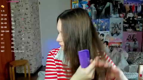 Snapshot of lucyrose33 chatting on October 2025 03:32:02 AM Lucy Rose online show from October 2025 03:32:02 AM