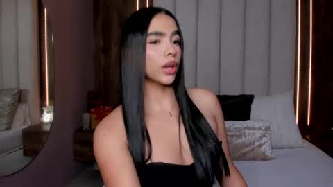 Snapshot of lucysalvatore chatting on May 2026 02:40:01 AM Lucy online show from May 2026 02:40:01 AM
