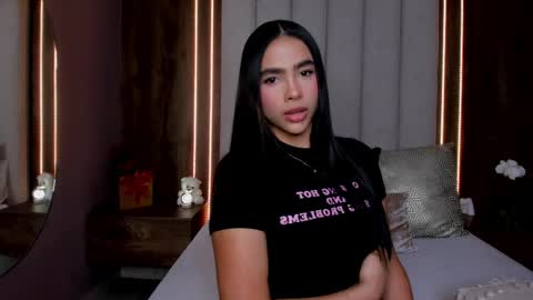 Snapshot of lucysalvatore chatting on May 2026 01:01:02 AM Lucy online show from May 2026 01:01:02 AM