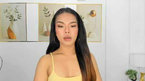 lucyvane online show from July 2026 08:03:02 PM