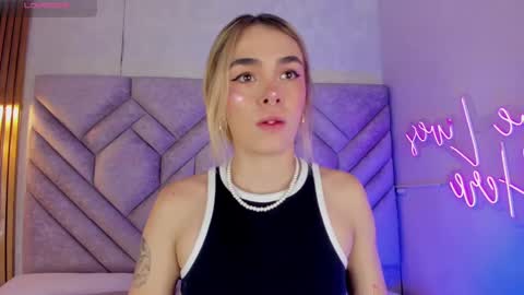 Snapshot of lucyvegaa1 chatting on December 2024 11:38:01 AM Lucy Vega online show from December 2024 11:38:01 AM