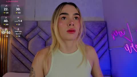 Snapshot of lucyvegaa1 chatting on December 2024 11:06:02 AM Lucy Vega online show from December 2024 11:06:02 AM