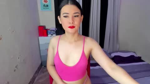 Lucy online show from October 2025 07:42:02 AM