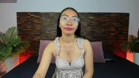 Snapshot of lucyy_liiu chatting on March 2026 08:20:01 PM Lucy Liiu online show from March 2026 08:20:01 PM
