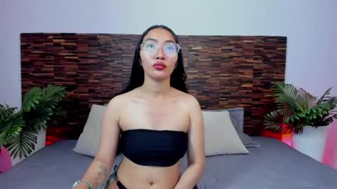 Snapshot of lucyy_liiu chatting on June 2026 08:13:02 PM Lucy Liiu online show from June 2026 08:13:02 PM