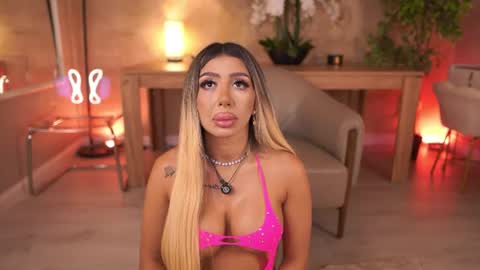 Snapshot of lucyyrosse chatting on July 2026 08:08:02 AM LucyRose online show from July 2026 08:08:02 AM