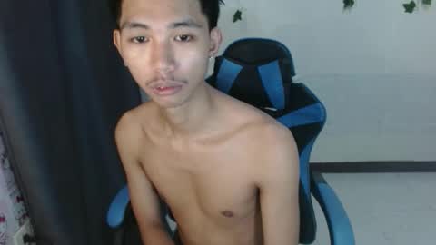 lui_the_fucker online show from November 2025 05:40:02 AM