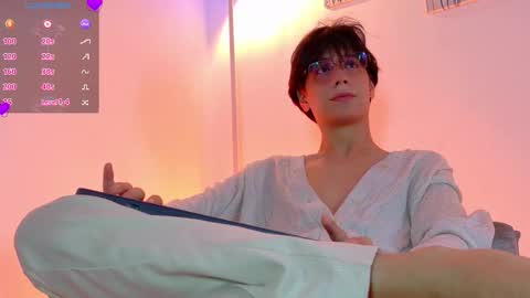 Lui online show from March 2026 11:38:01 PM