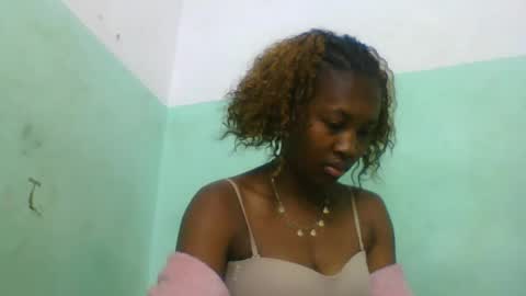 luicie196645 online show from August 2026 05:32:01 AM