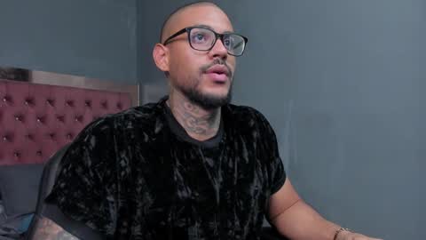 Luigi Vitale online show from January 2025 02:03:02 AM