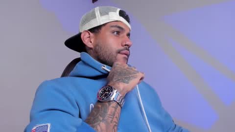 Luigi Vitale online show from November 2025 05:41:01 AM