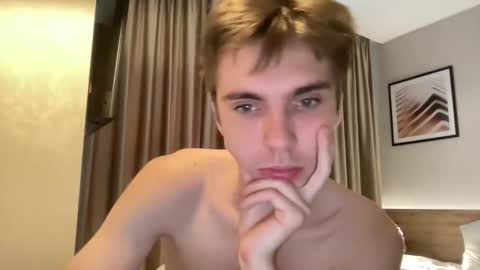 Luis online show from November 2025 08:30:02 AM