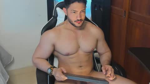 luis_baptista online show from September 2025 07:41:02 PM