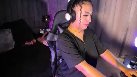       online show from February 2026 10:39:01 PM