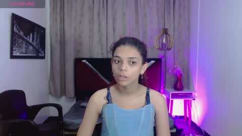 Snapshot of luisa_torres__ chatting on July 2026 03:04:01 AM luisa_torres__ online show from July 2026 03:04:01 AM