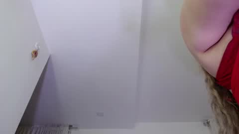 Snapshot of luisaelizaa__ chatting on July 2026 11:23:01 AM Luisa online show from July 2026 11:23:01 AM
