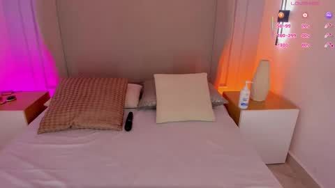 Snapshot of luisah_ chatting on February 2026 08:43:01 PM L U I S A online show from February 2026 08:43:01 PM